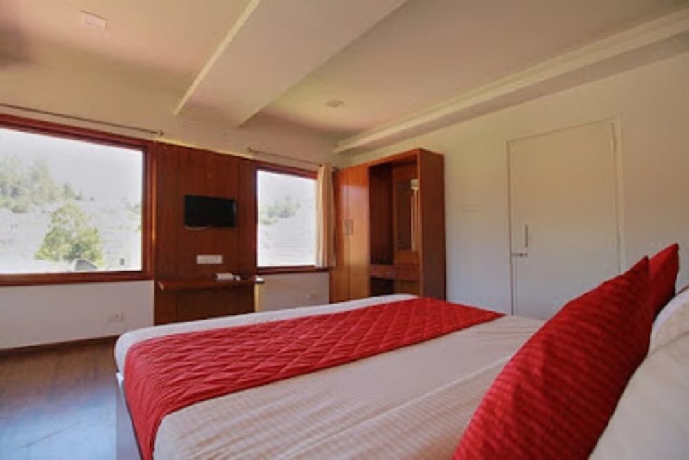 Royal Room photo 1