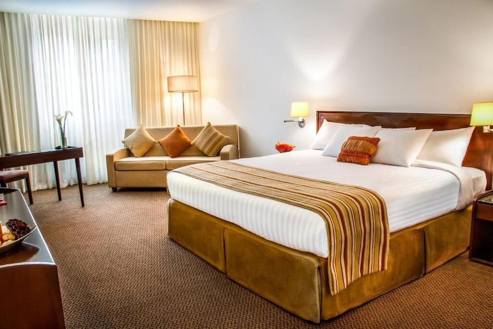Classic Suite, City View