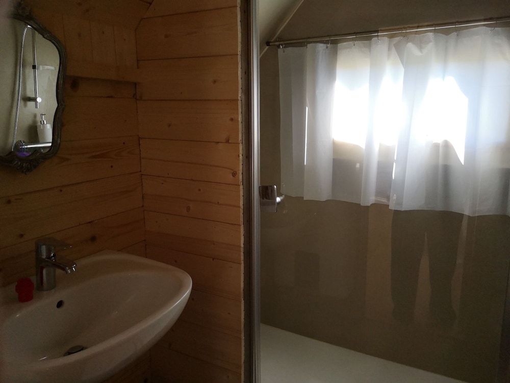 Superior Cabin, Garden View (Le Kota Romantique) photo 2