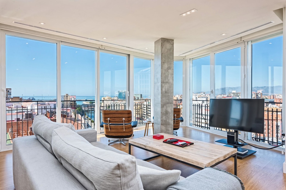 Superior Apartment, 2 Bedrooms, Bay View