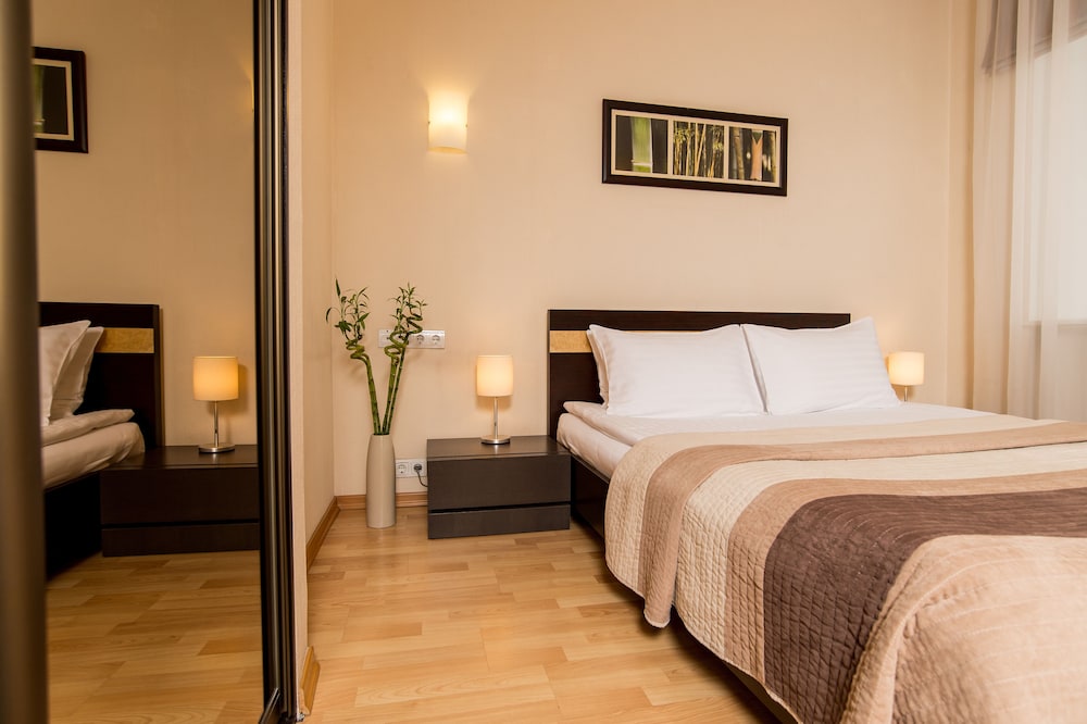 Standard Room, 1 Queen Bed photo 1