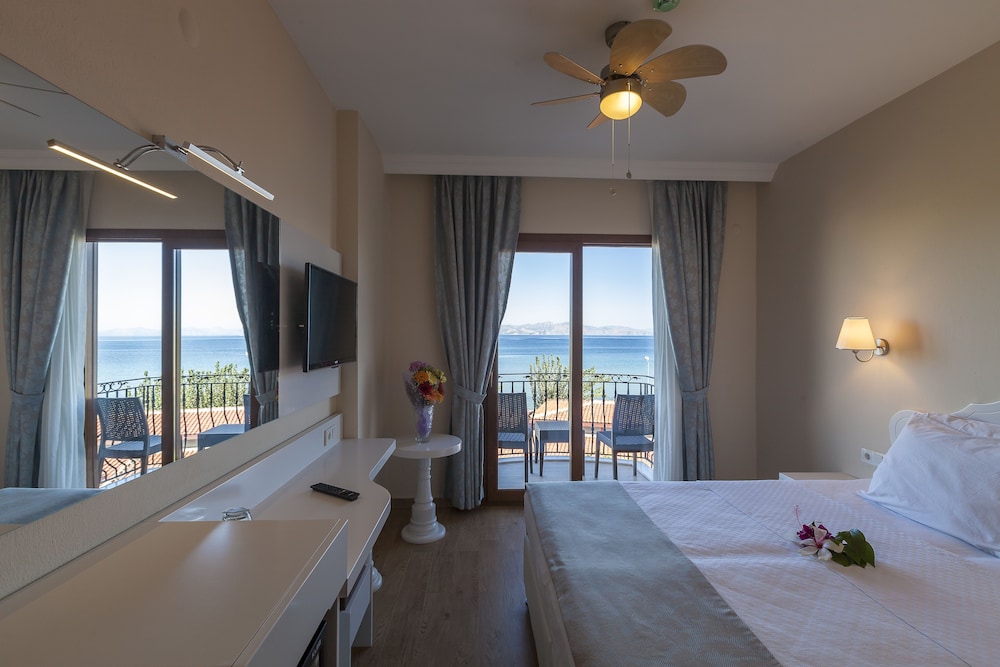 Standard Room, Sea View photo 1