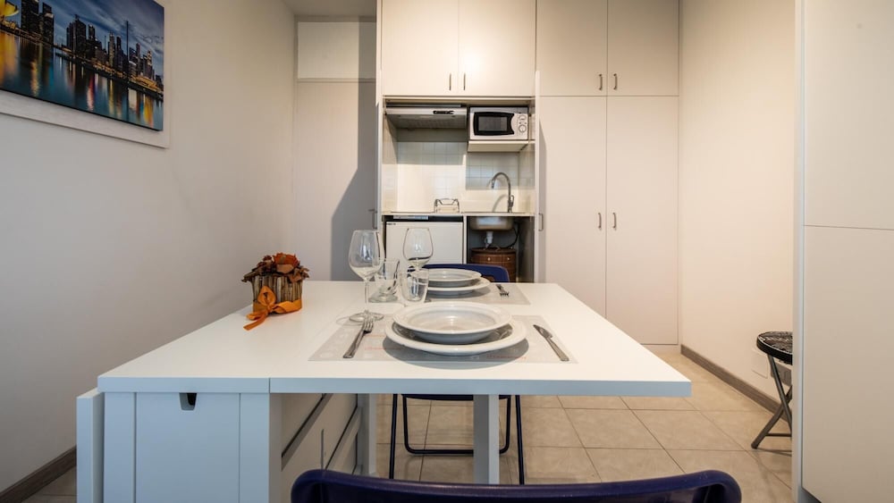 Apartment photo 2