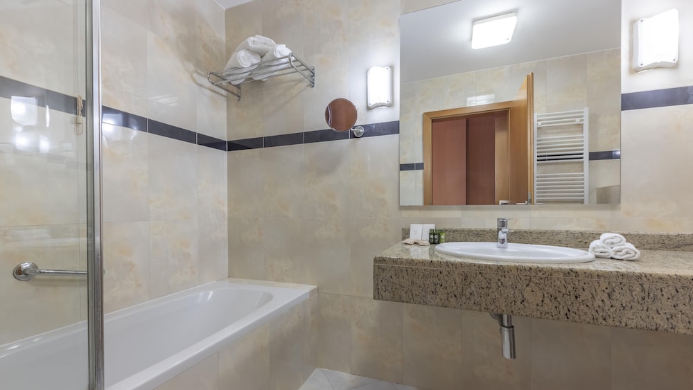 Premium Double Room, Balcony, Sea View - Photo 5