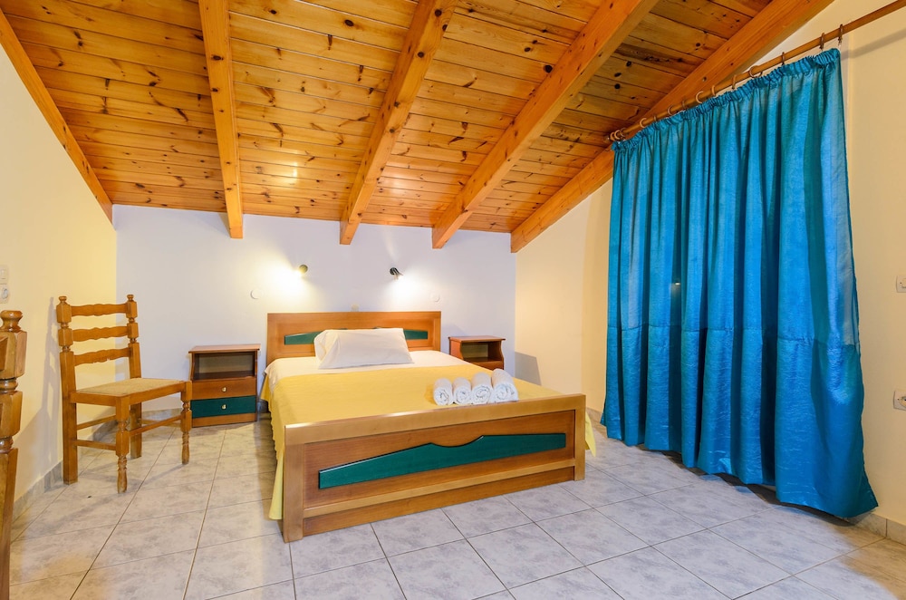 Triple Room, Balcony