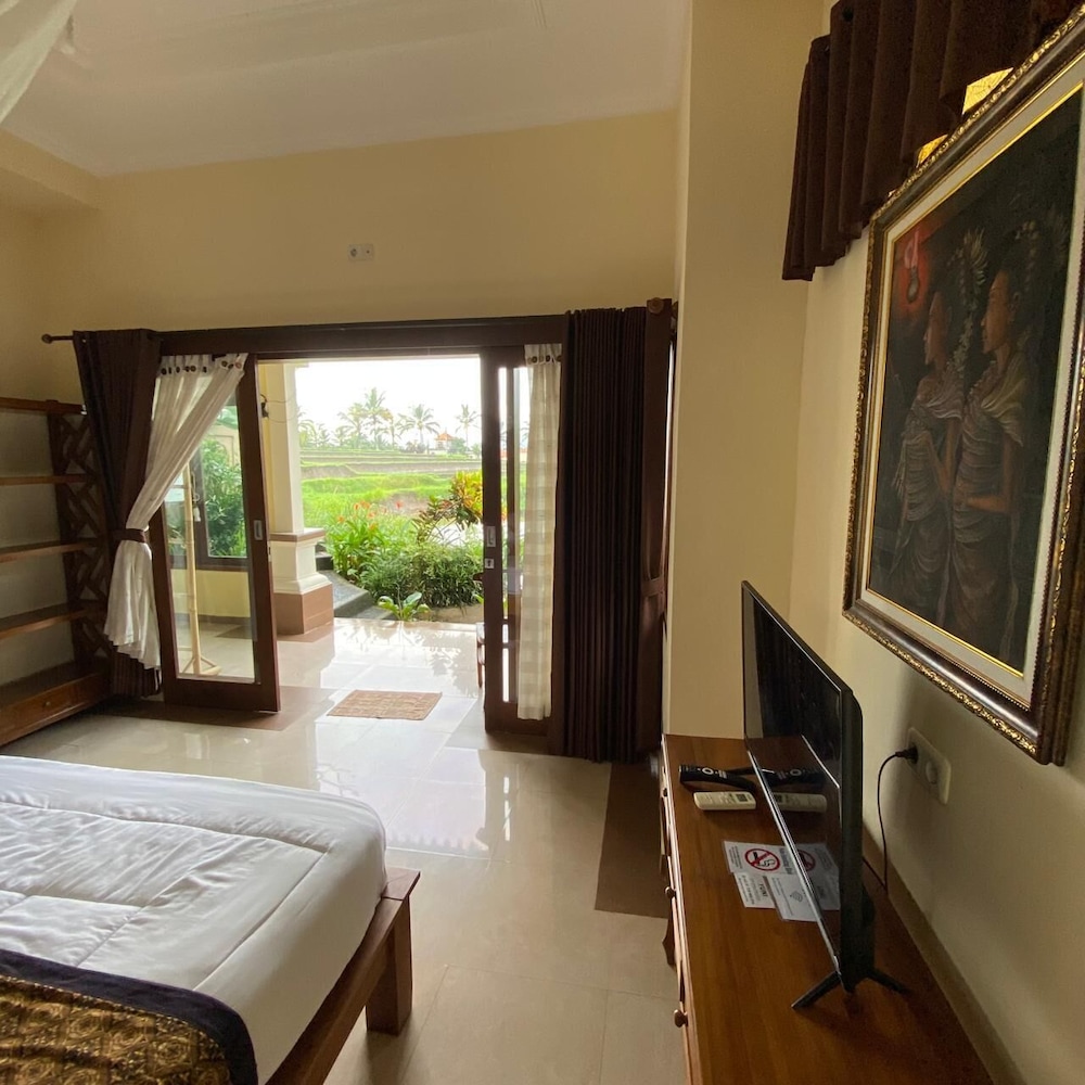 Panoramic Cottage, Garden View