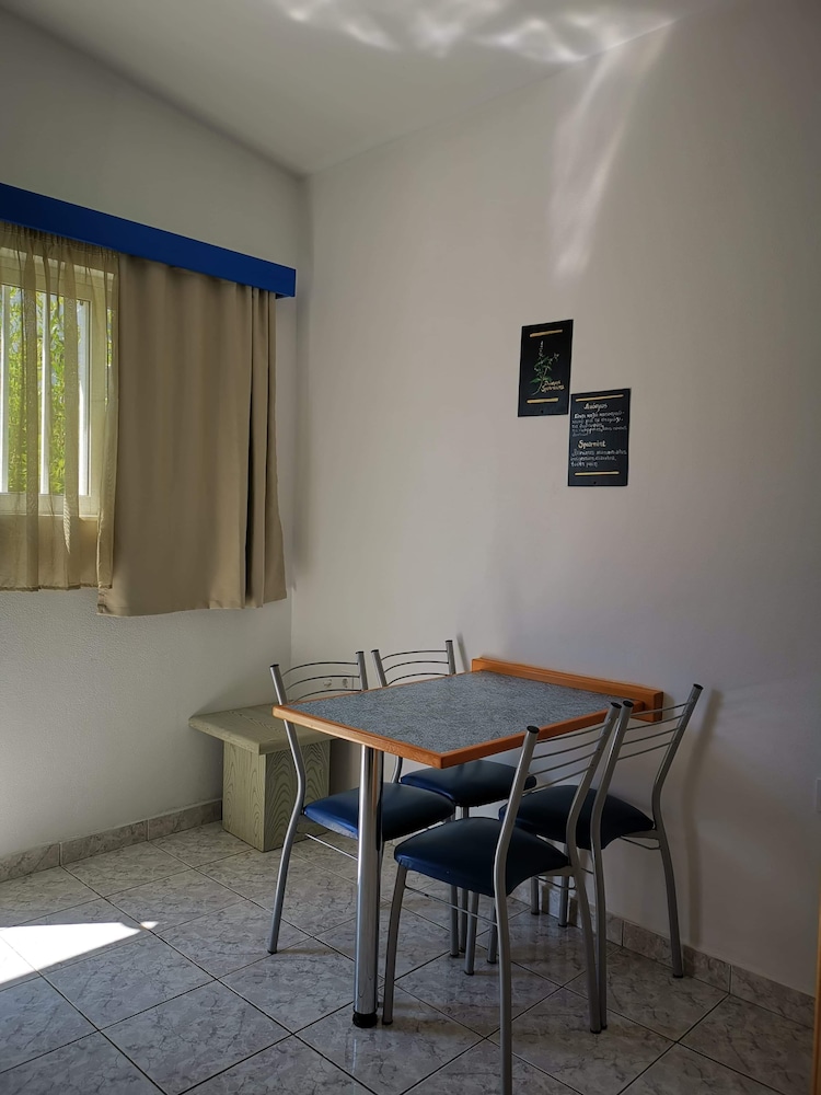 Apartment photo 3