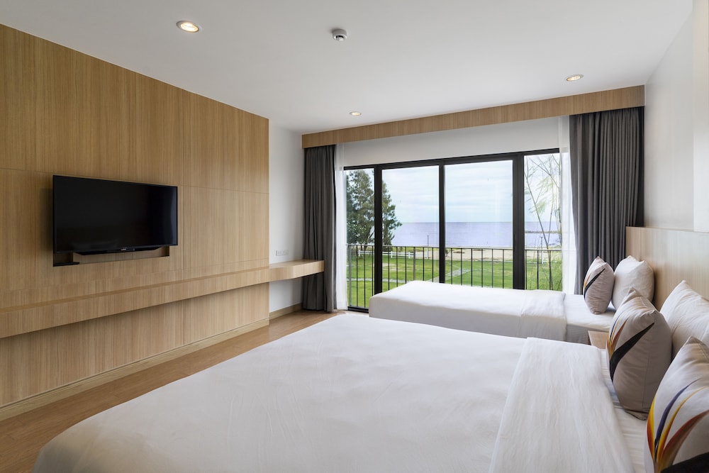 Premier Double or Twin Room photo 2