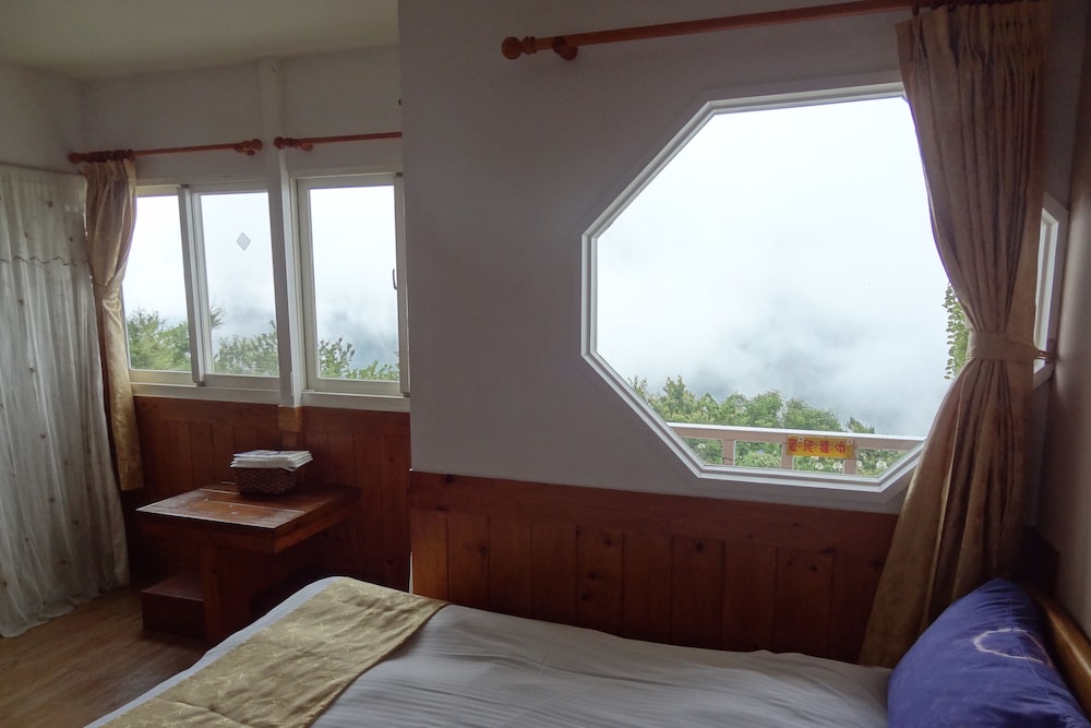 Twin Room, Mountain View photo 2