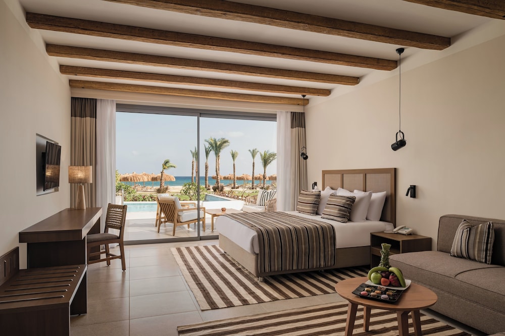 Executive Suite, Sea View