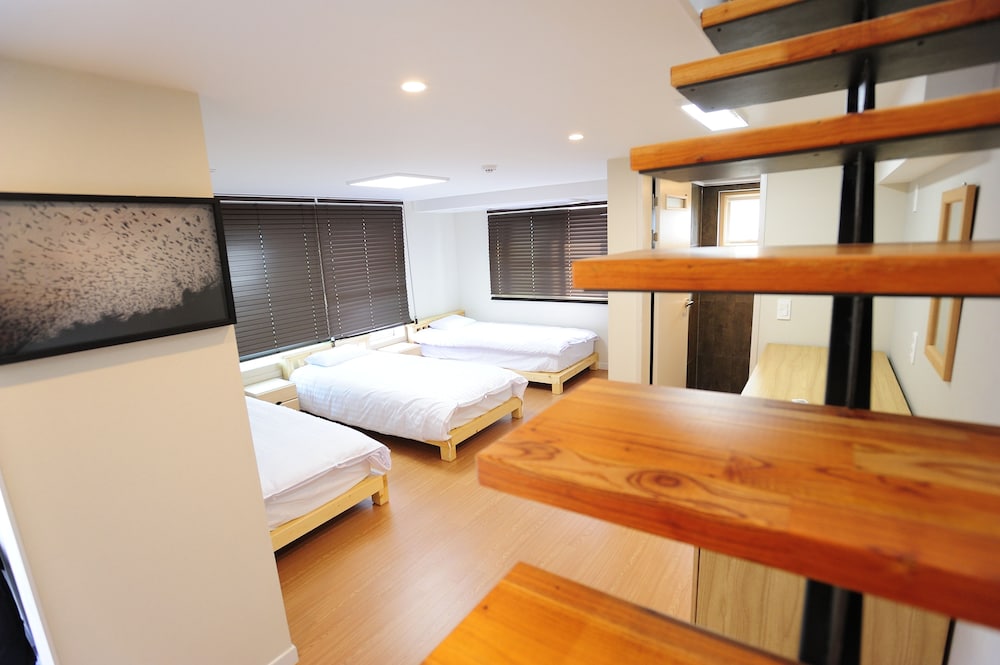 Shared Dormitory, Men only (5 Persons) photo 3