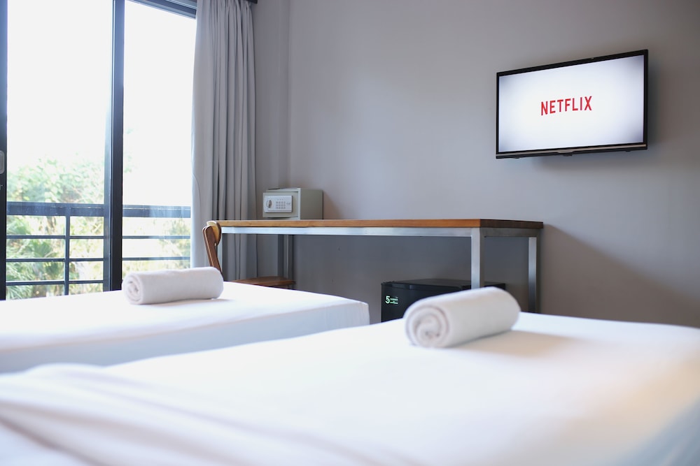Deluxe Double or Twin Room photo 2