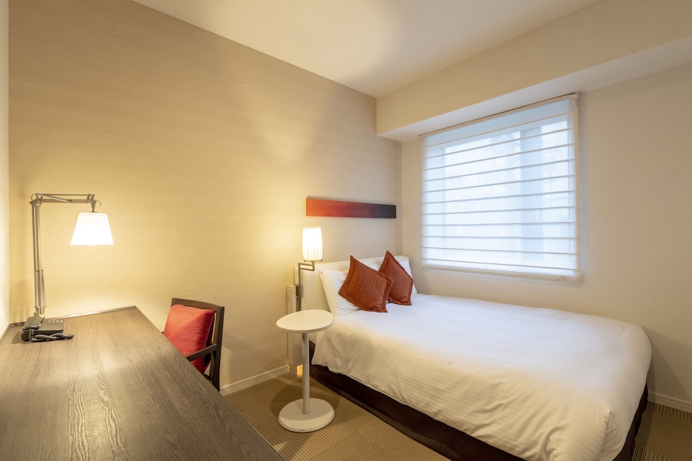 Semi-double Room, Non Smoking (with Shower Booth) photo 3