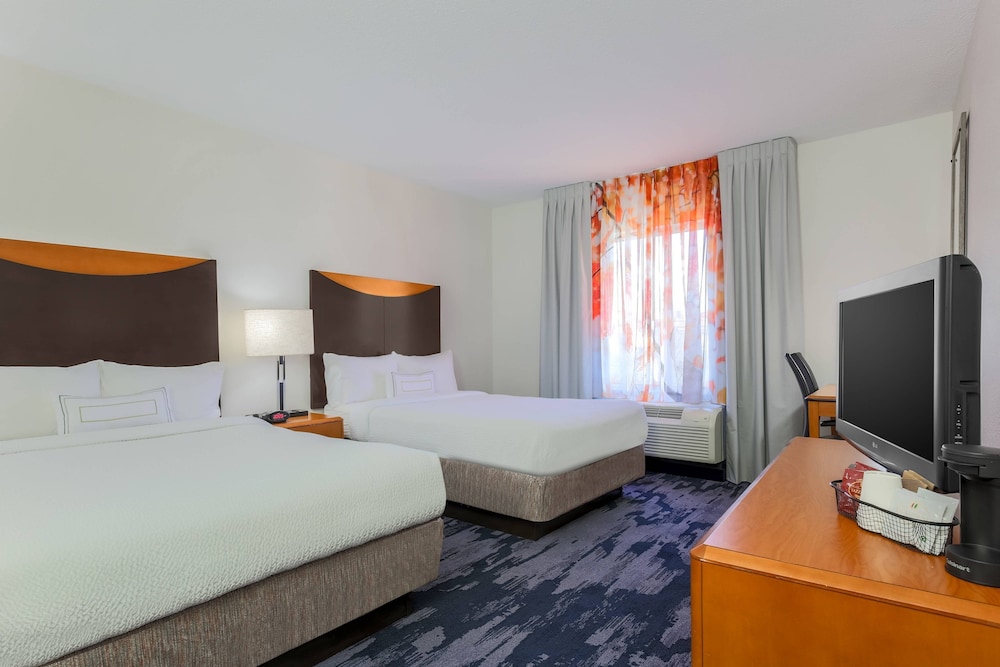 Room, 2 Double Beds (Mobility/Hearing Access, Transf Shwr) - Photo 2