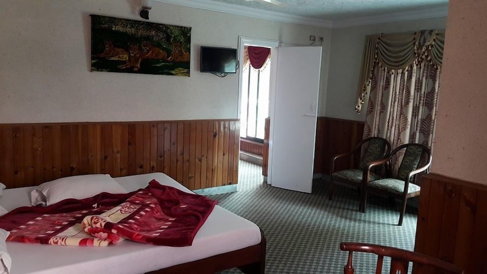 Deluxe Double Room photo 2