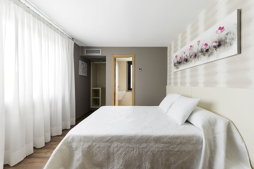 Habitación Doble, Bañera de Hidromasaje