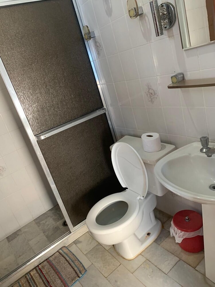 Standard Twin Room, 2 Twin Beds, City View photo 2