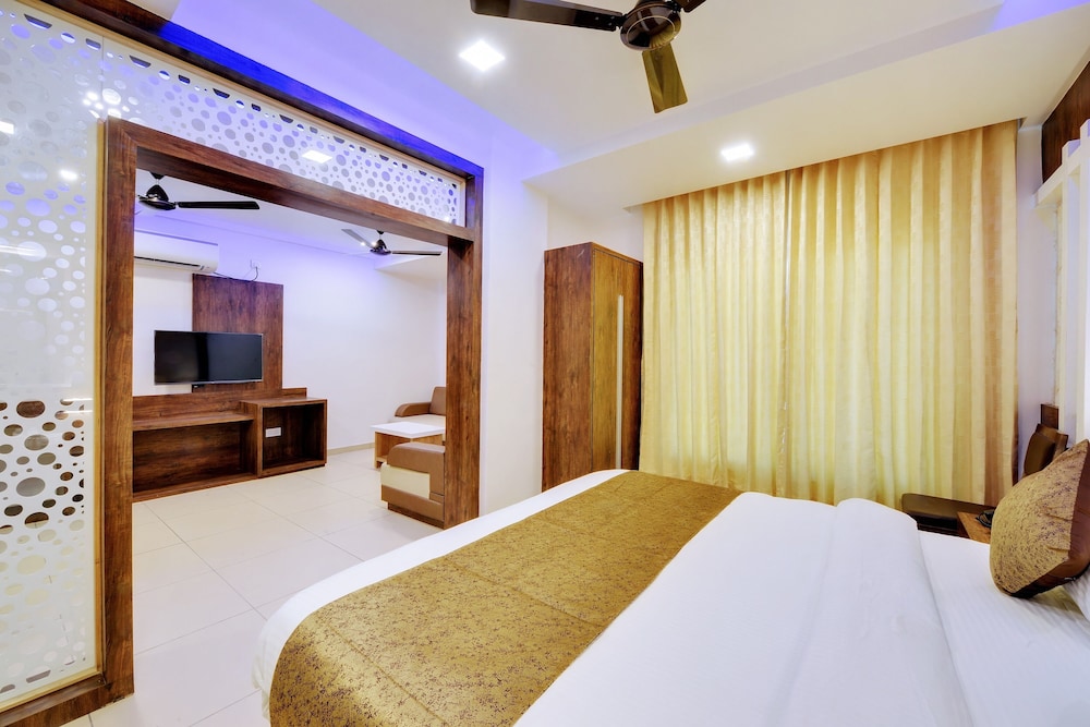 Suite - Photo 5