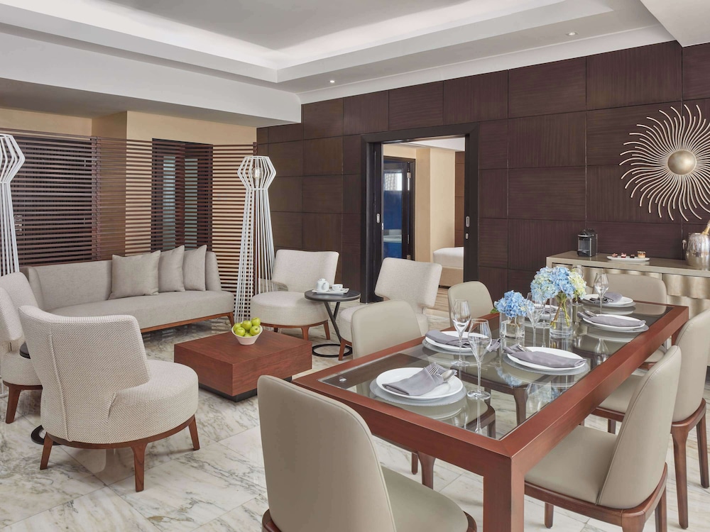 Presidential Suite photo 2