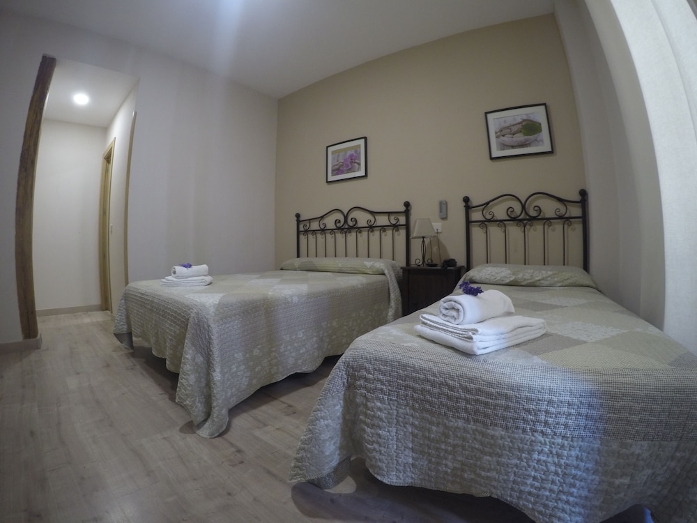 Double Room, Private Bathroom photo 3