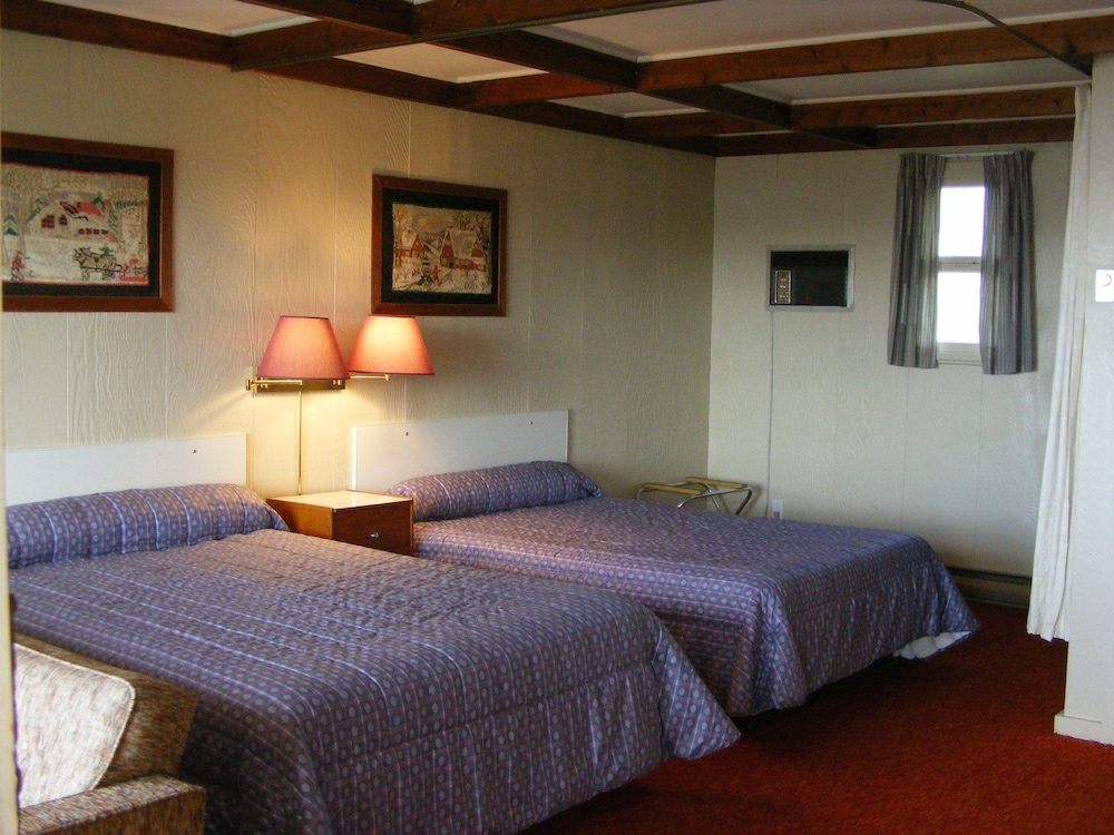 Basic Twin Room photo 1