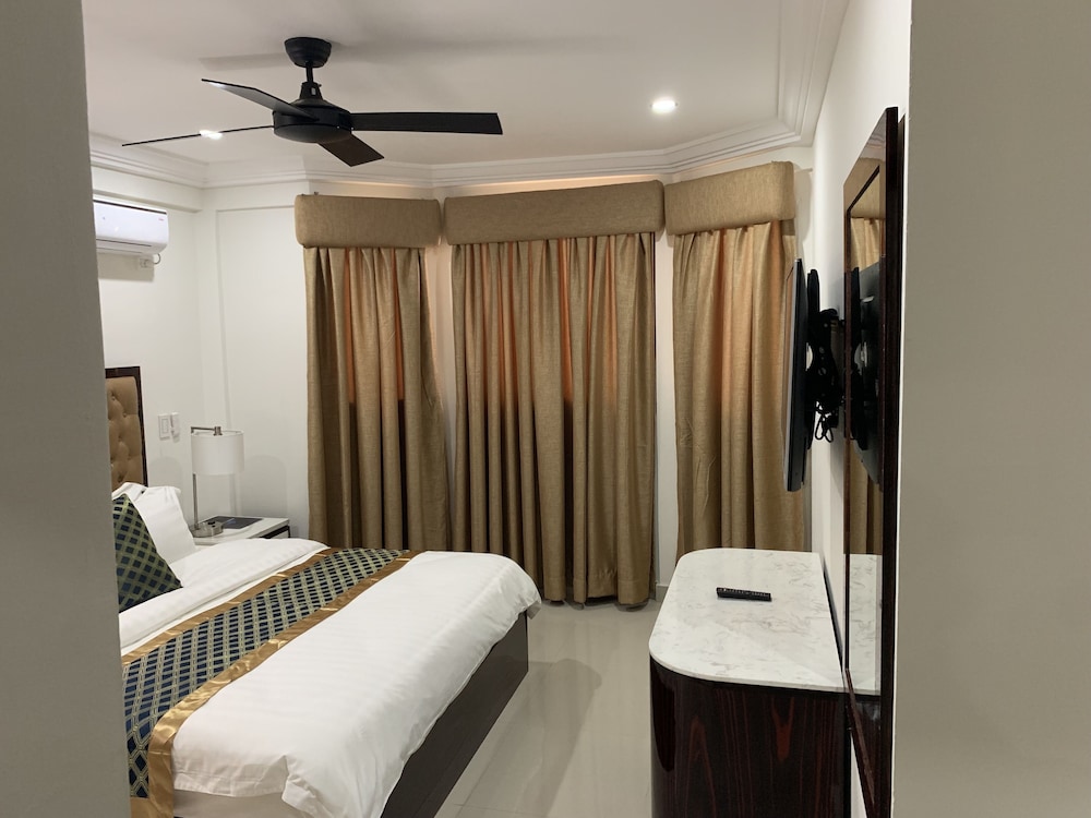 Superior Studio Suite photo 1