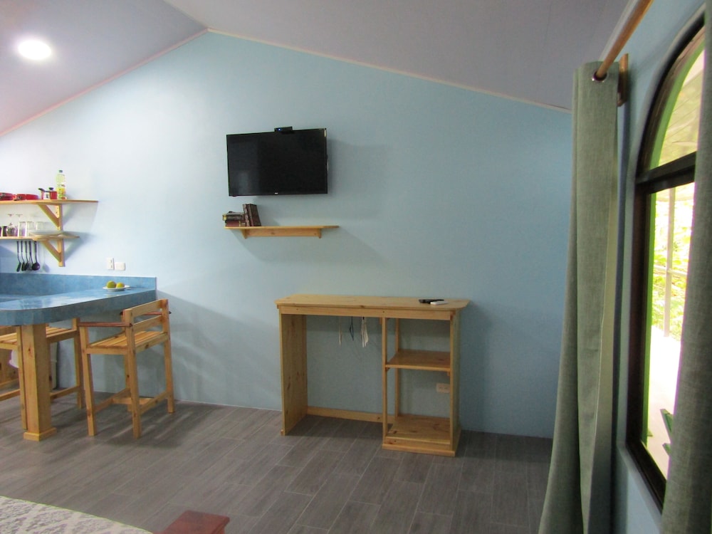 Economy Studio Suite photo 2