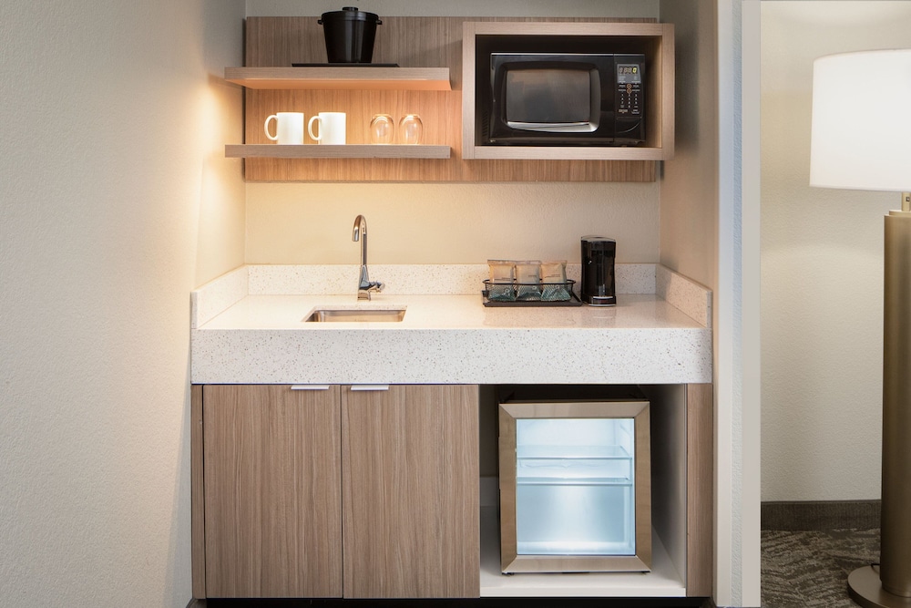 Suite, Multiple Beds - Photo 2