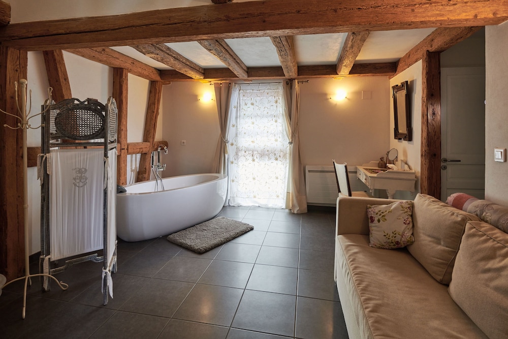 Duplex, Ensuite (Gite: La Suite de Lise) photo 3