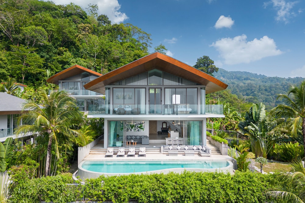 Deluxe Villa