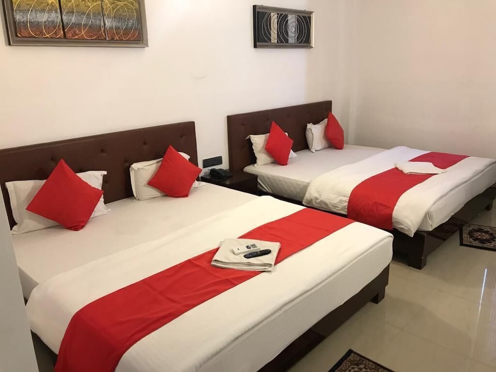 Deluxe Quadruple Room