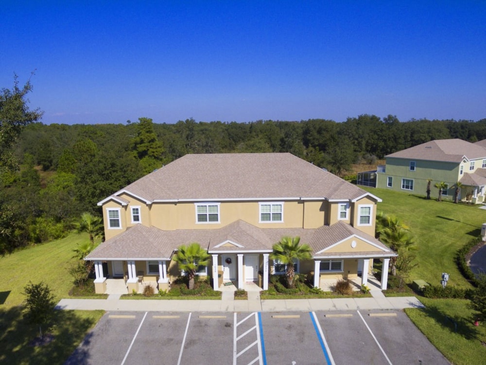 Townhome, 3 Bedrooms photo 3