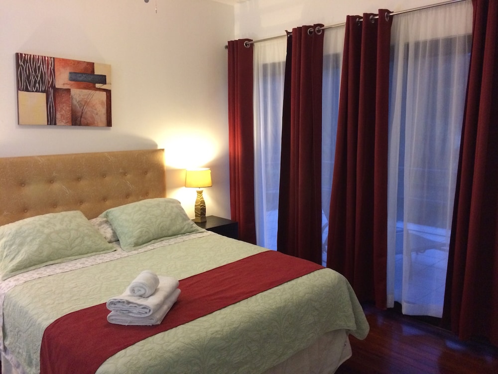 Standard Triple Room, 1 Queen Bed with Sofa bed photo 1
