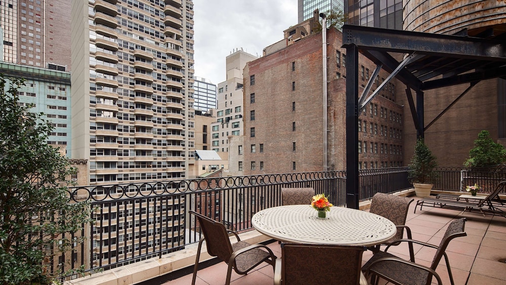 Standard Apartment, 1 Queen Bed, Non Smoking, Kitchen (Penthouse;With Sofabed)