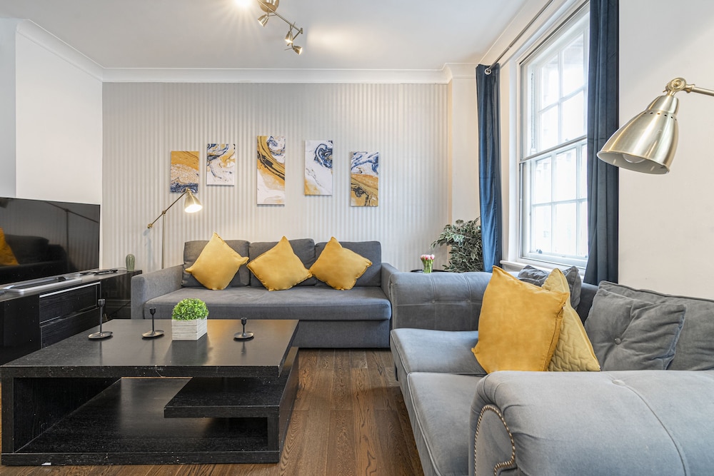 Superior Apartment, Ensuite, City View photo 1