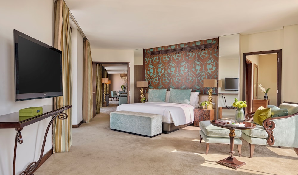 Suite (Penthouse)