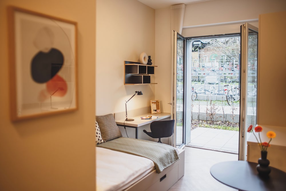 Design Studio, 1 Queen Bed, Terrace, City View photo 2