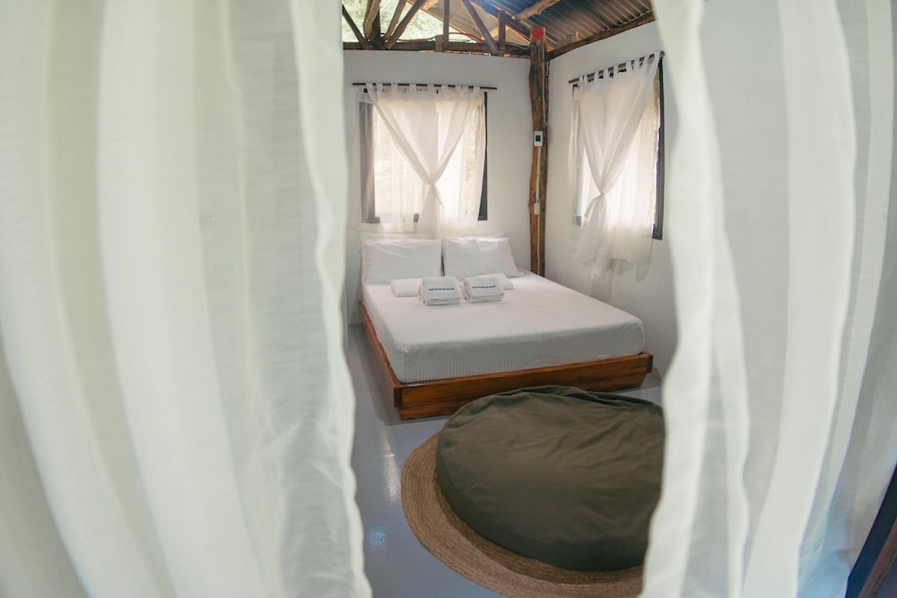 Junior Cabin, 1 Bedroom photo 2