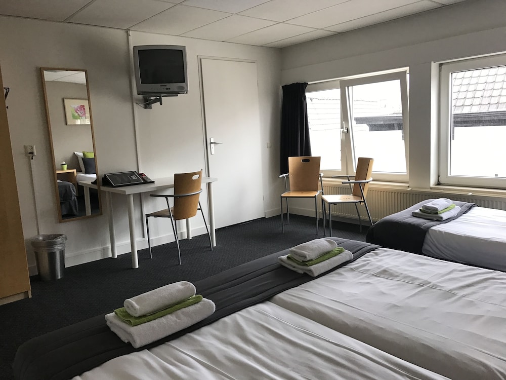Triple Room photo 2