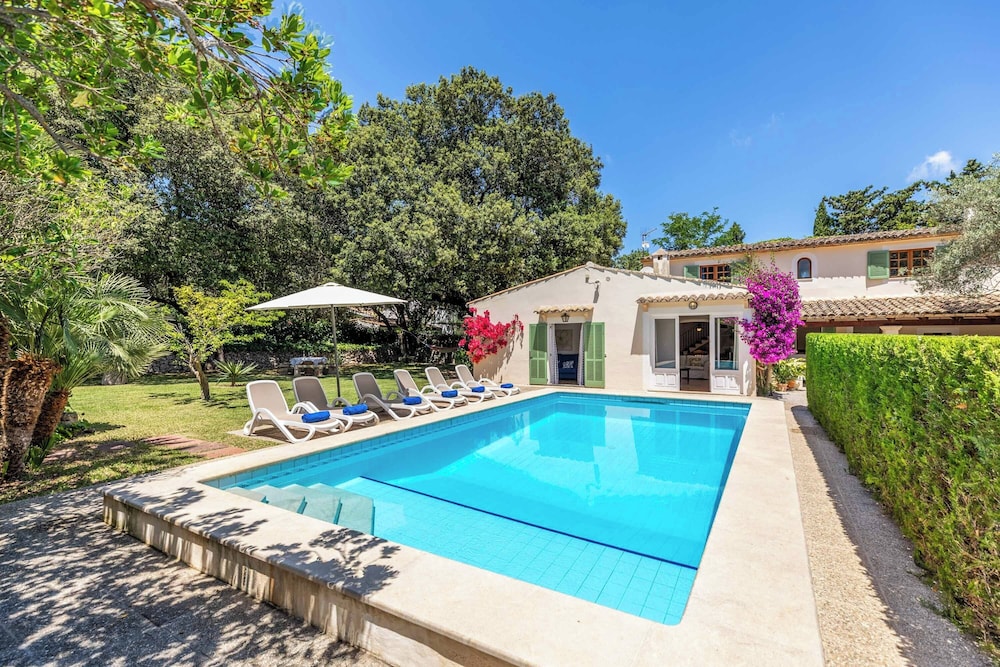 Villa (4 Habitaciones)