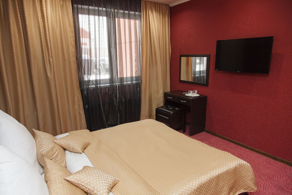 Deluxe Double Room (Dark) photo 2