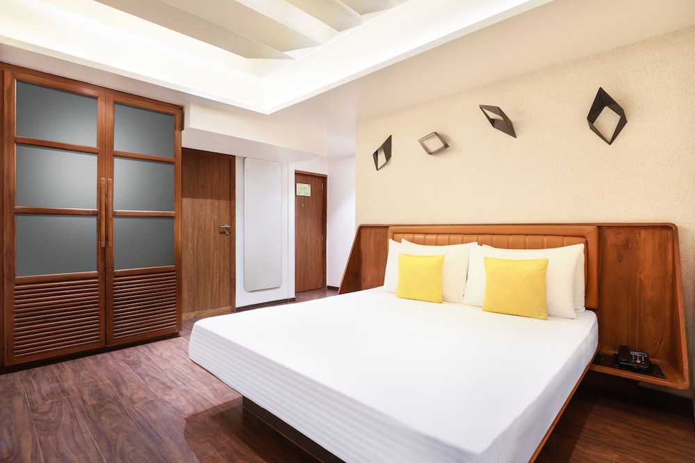 Premier Room - Photo 10
