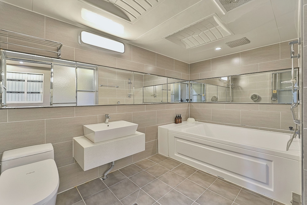 Premium Double Room photo 1