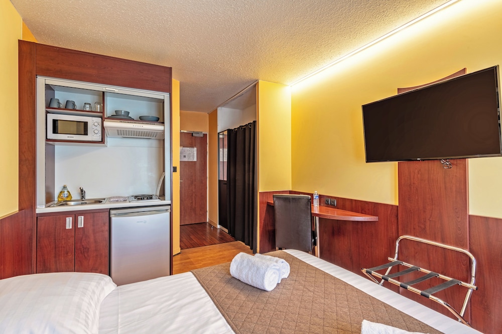 Studio, 1 Double Bed, Kitchenette (Access to sauna and steam bath) - Photo 1
