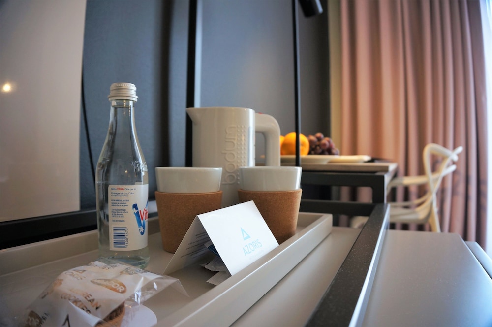 Premium Twin Room - Photo 6