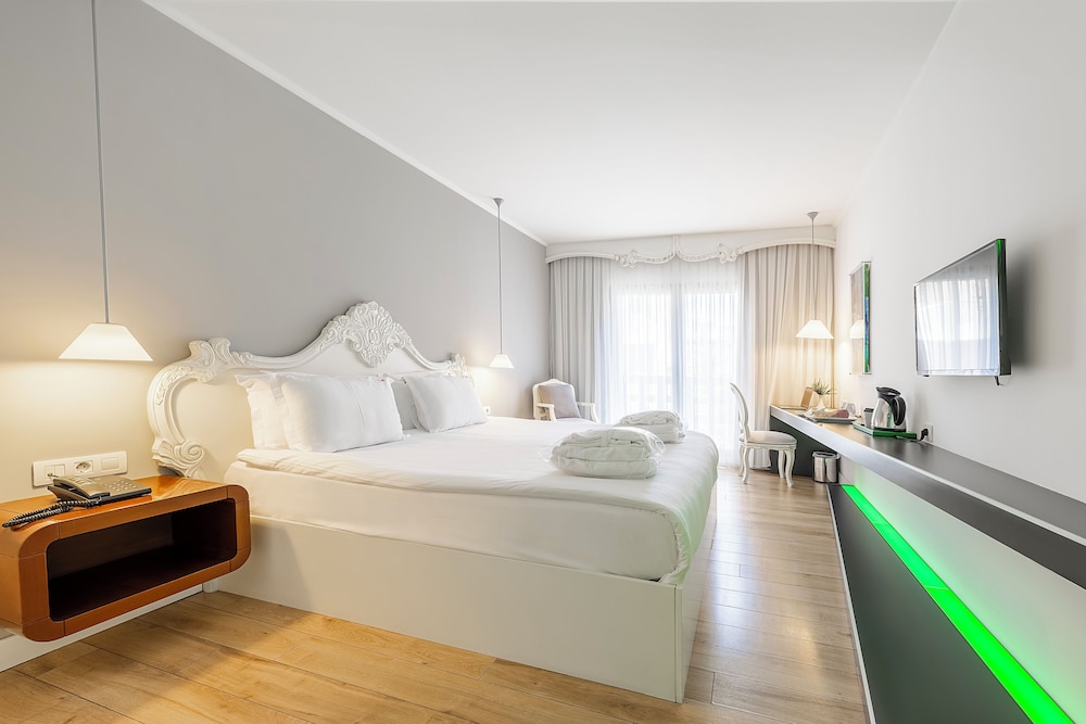 Standard Room photo 2