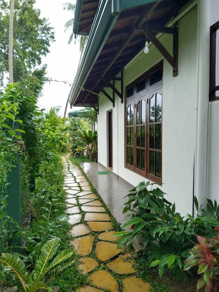 Double Room, Balcony, Garden View photo 3