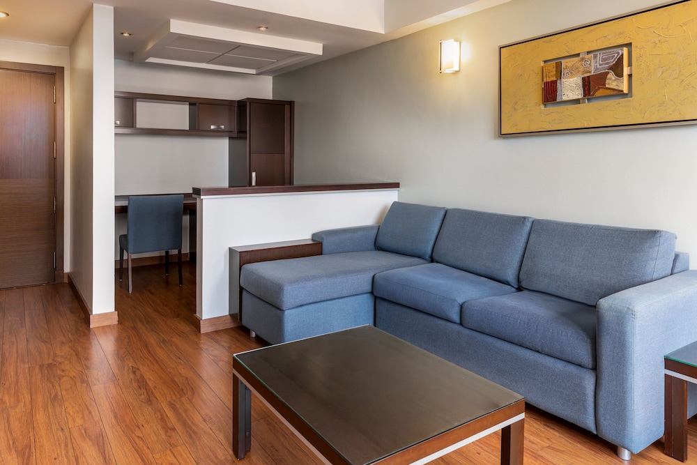 Apartment - Photo 4