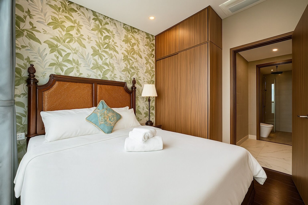 Premier Apartment, 3 Bedrooms, Balcony, City View photo 1