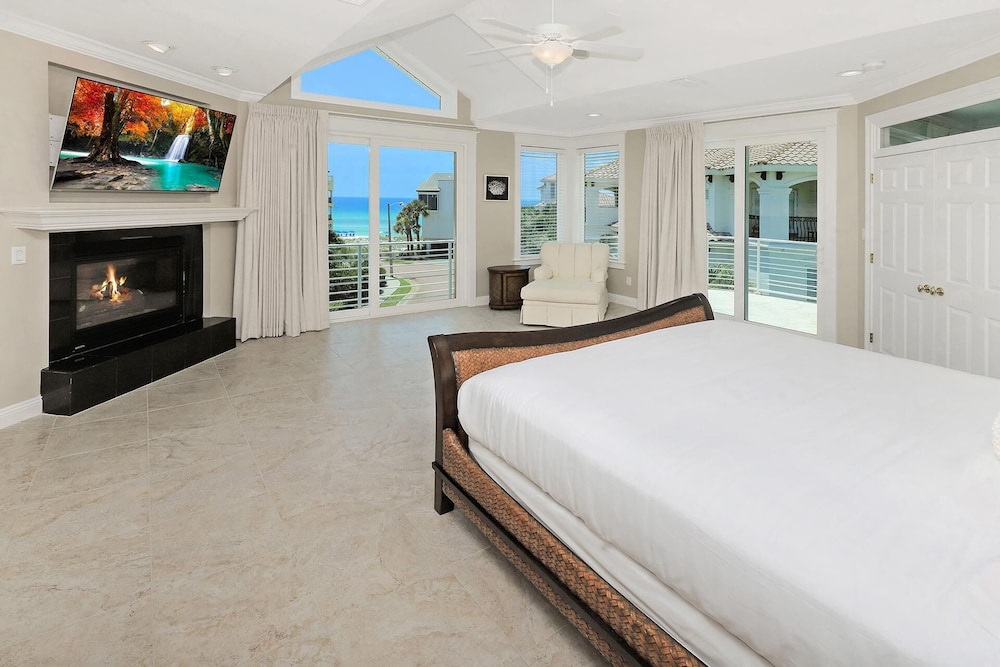 House, Multiple Beds (Sea Esta 4850)